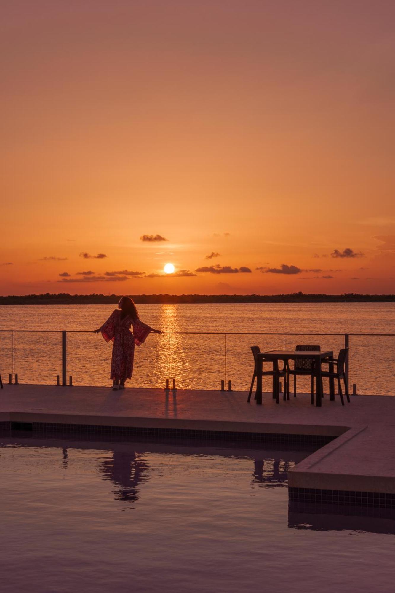Sunset Caribe Belize Hotel San Pedro  Exterior photo